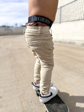Load image into Gallery viewer, Non Distressed Sandstorm jeans
